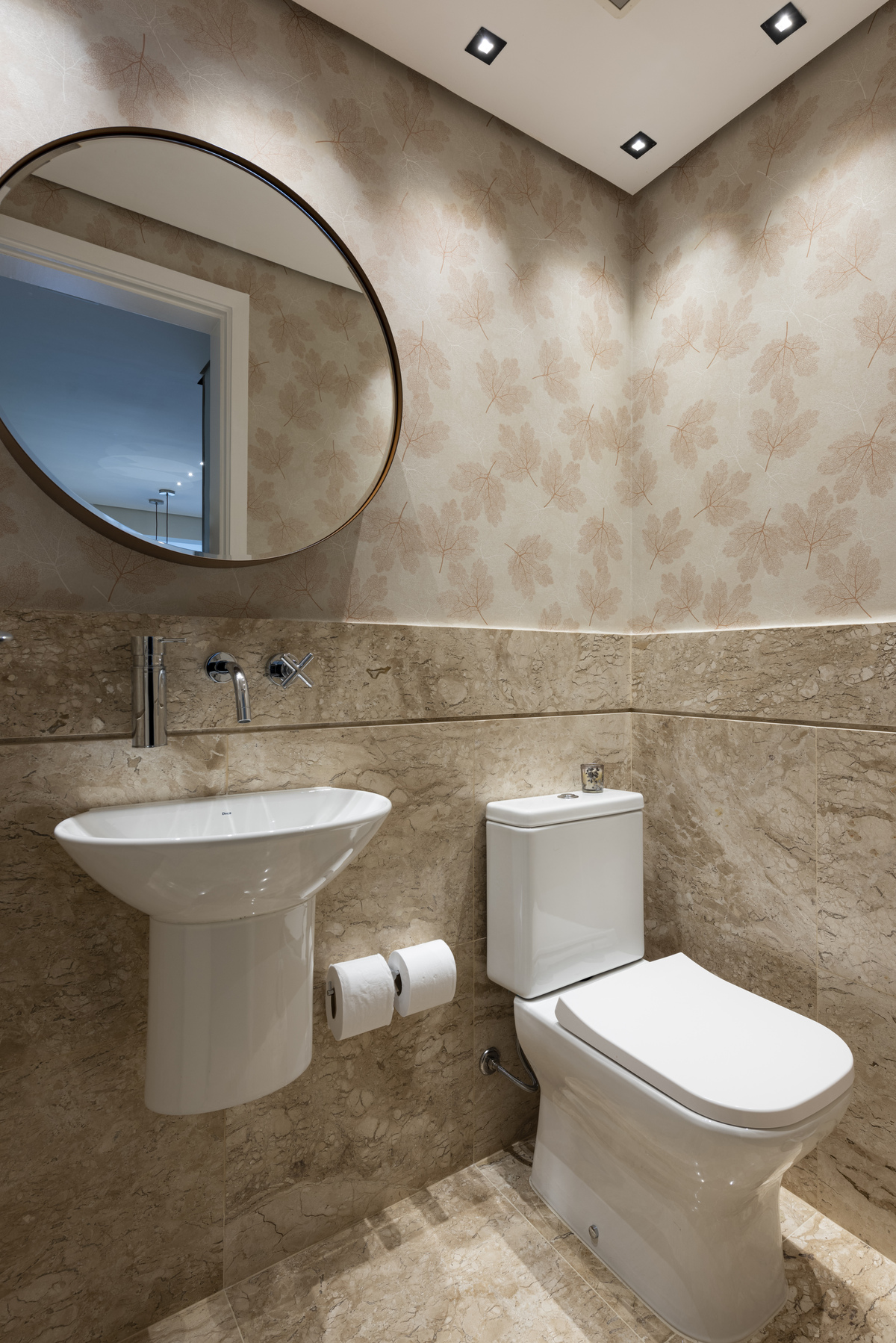 iluminação de banheiro