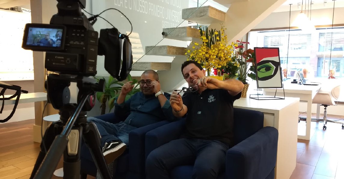 video canal Luz Decor e Ação sobre iluminação em loja de óculos