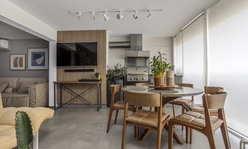 Varanda Gourmet - Trilhos