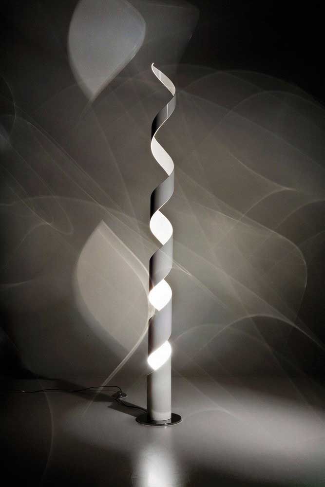 Coluna de chão espiral - Fonte Pinterest